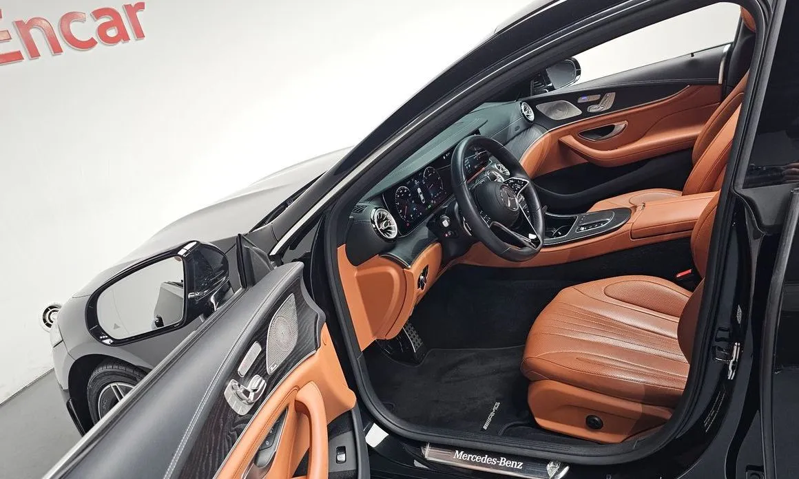 Mercedes-Benz CLS-Class — фото 10