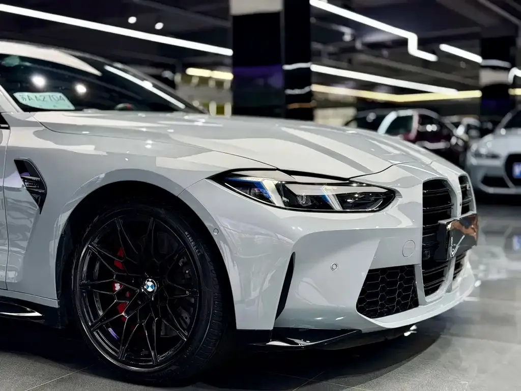 BMW M4 — фото 10