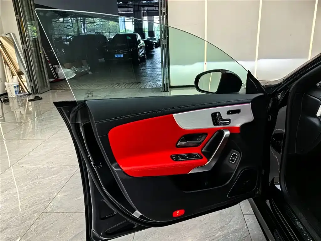 Mercedes-Benz CLA AMG — фото 9