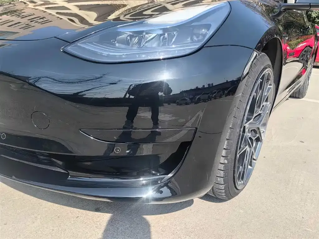 Tesla Model 3 — фото 6