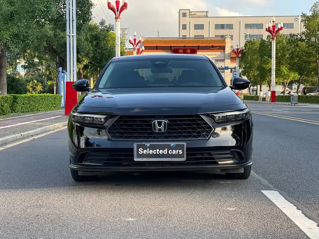 Honda Accord — фото 3