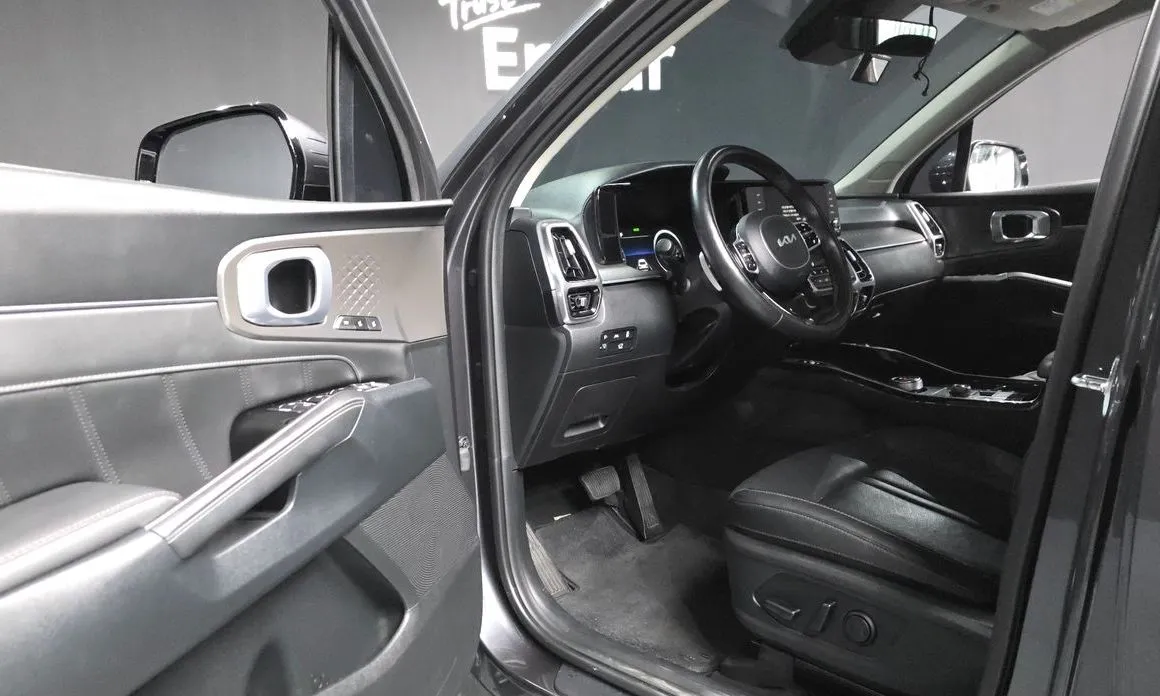 Kia Sorento — фото 8