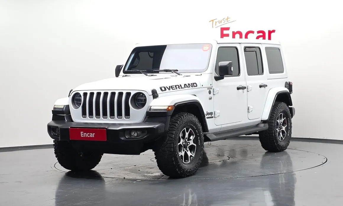 Jeep Wrangler — фото 1