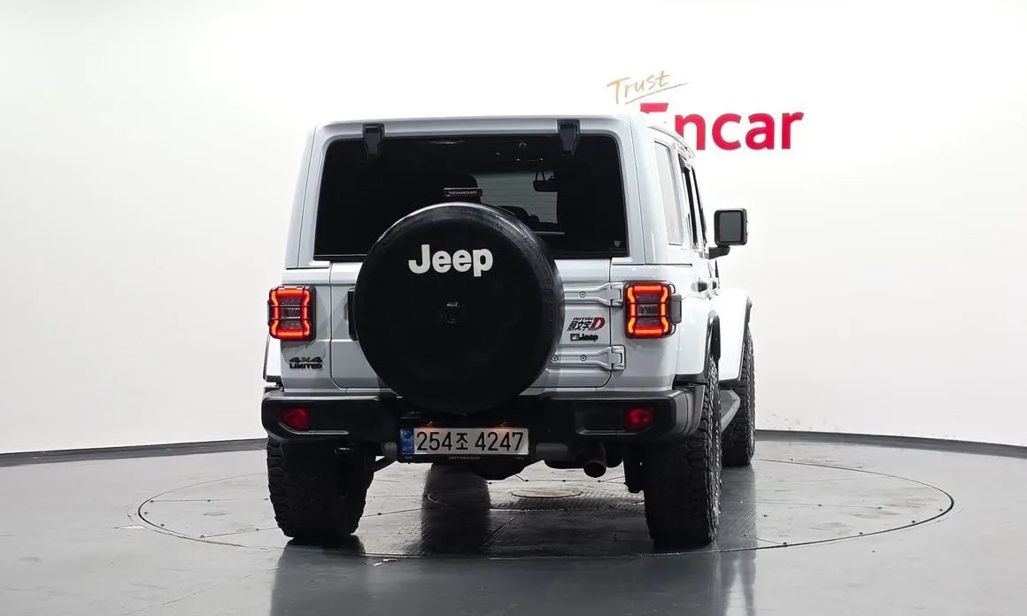 Jeep Wrangler — фото 2