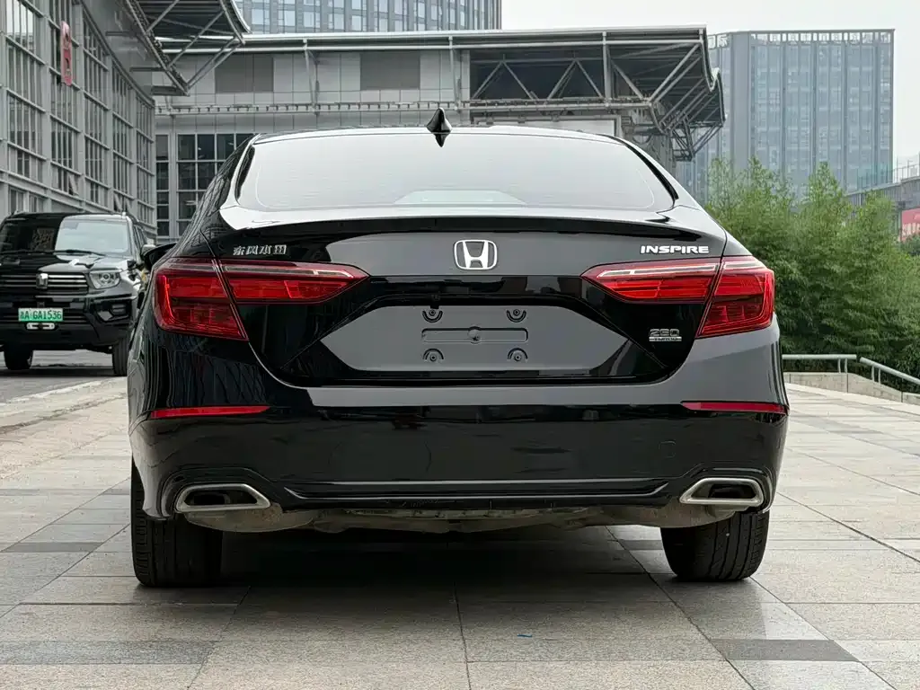 Honda Inspire — фото 10