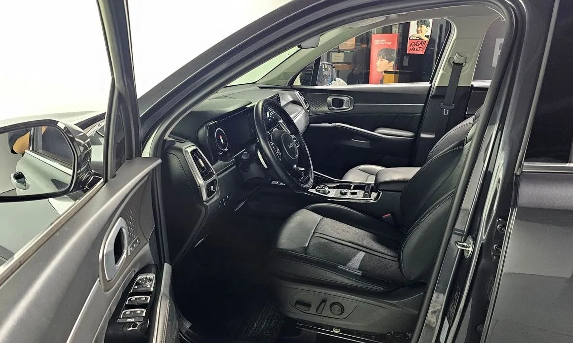Kia Sorento — фото 9