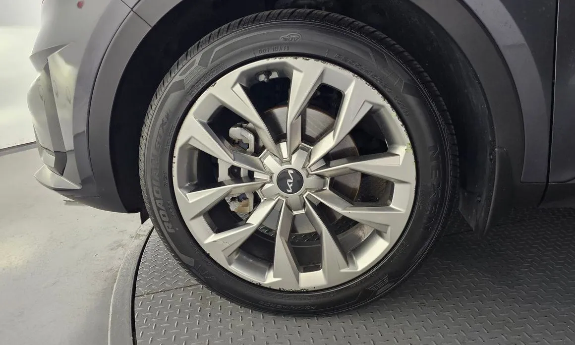 Kia Sorento — фото 8