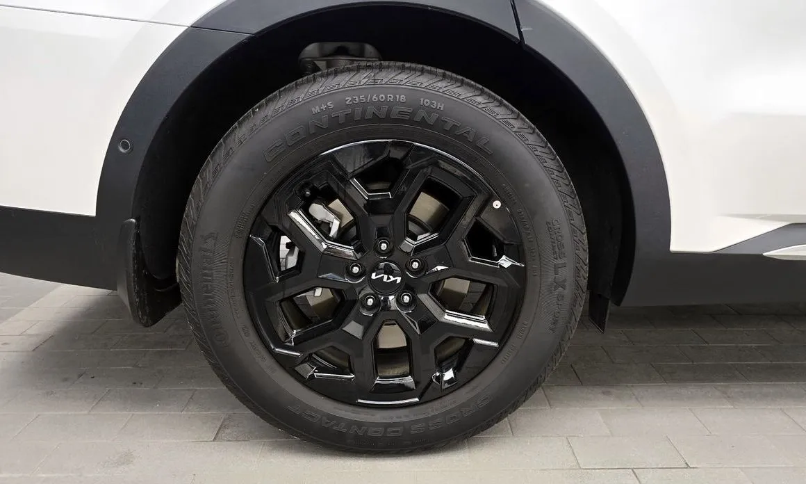 Kia Sorento — фото 4
