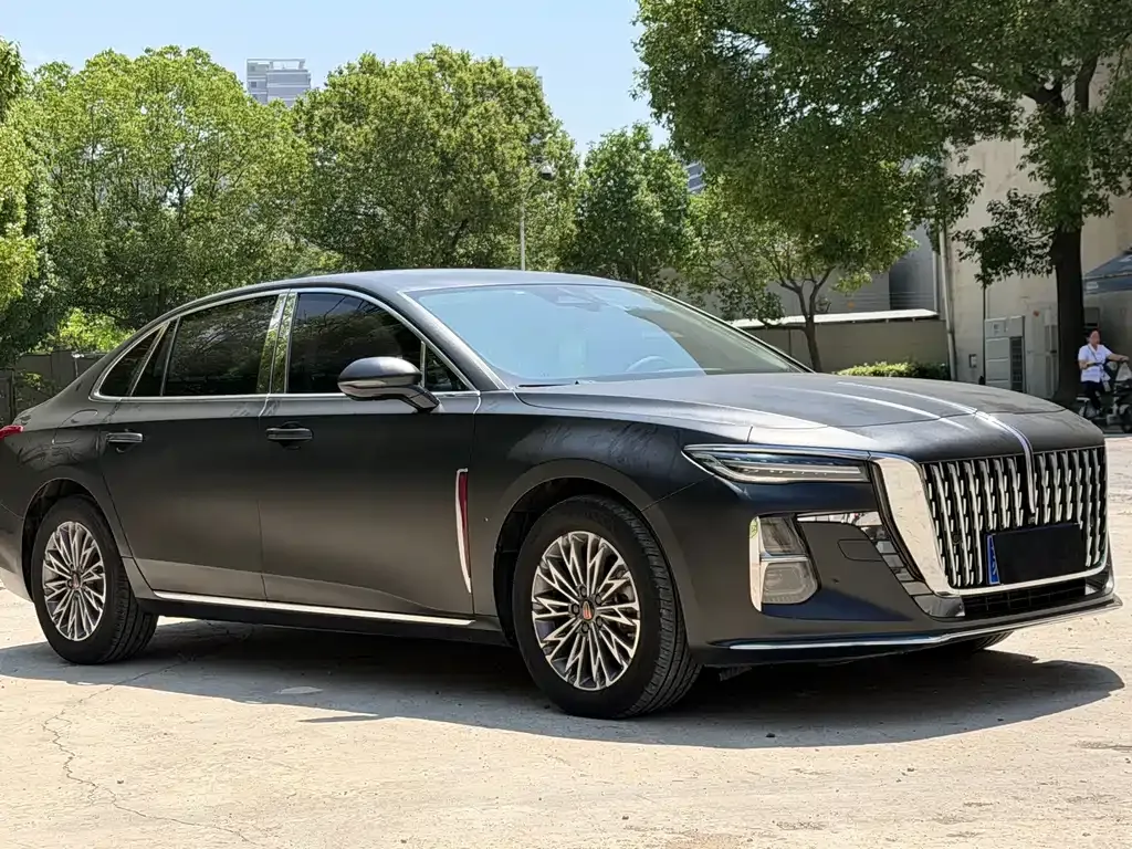 Hongqi H5 — фото 4