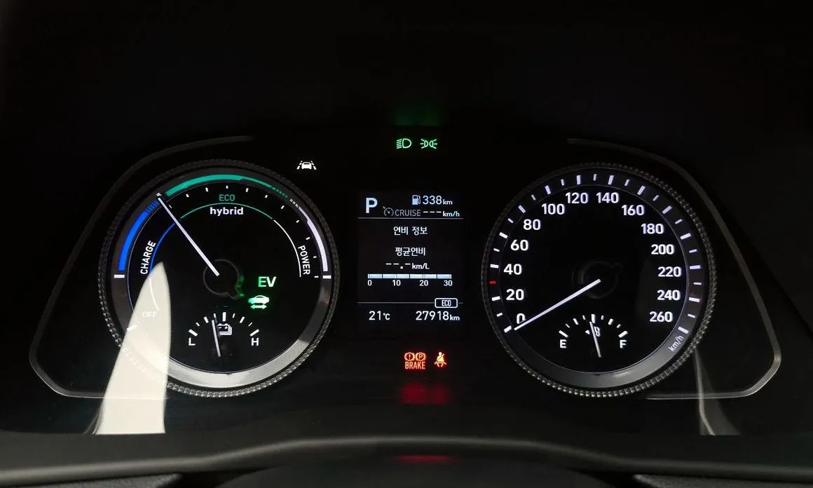 Hyundai Sonata — фото 4