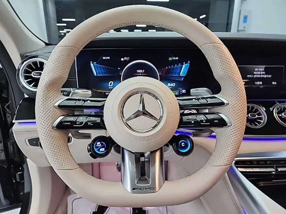 Mercedes-Benz AMG GT — фото 8