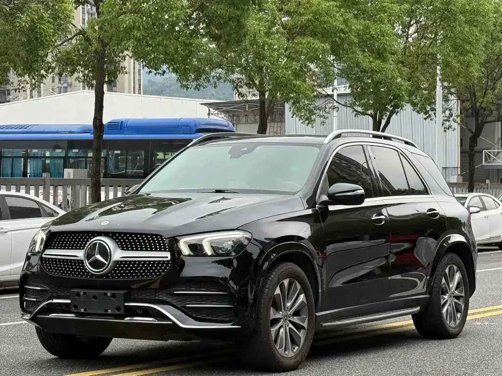 Mercedes-Benz GLE (Import) — фото 1