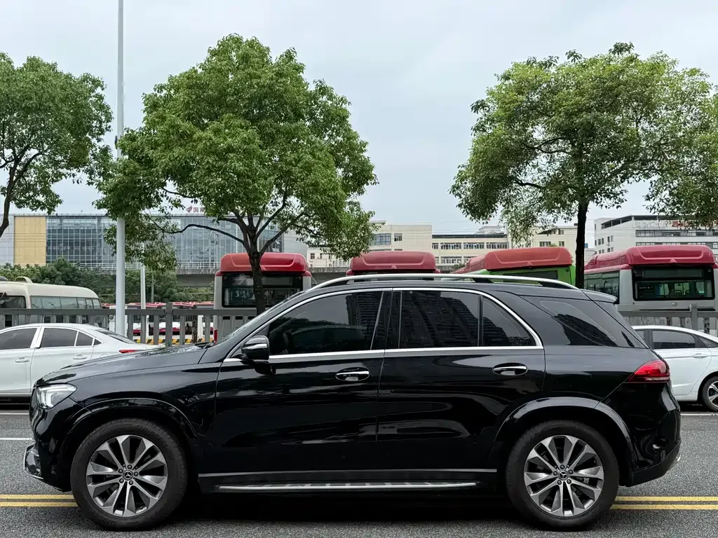 Mercedes-Benz GLE (Import) — фото 4