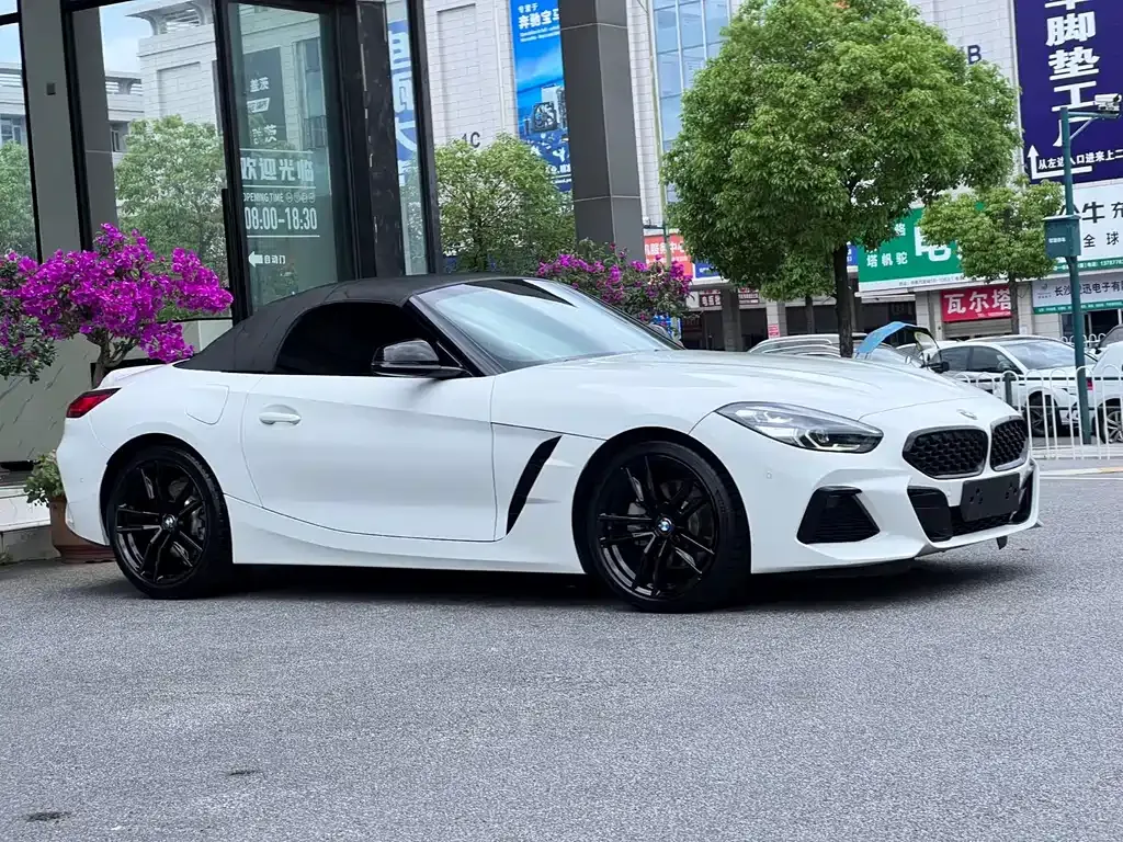 BMW Z4 — фото 9