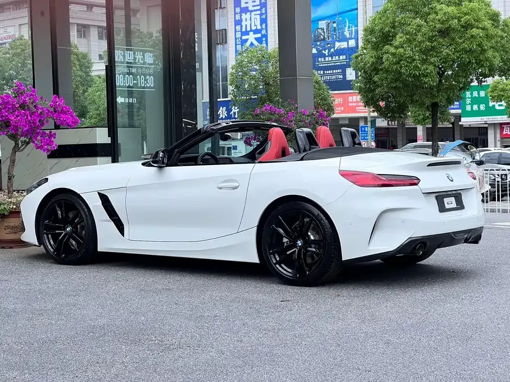 BMW Z4 — фото 7
