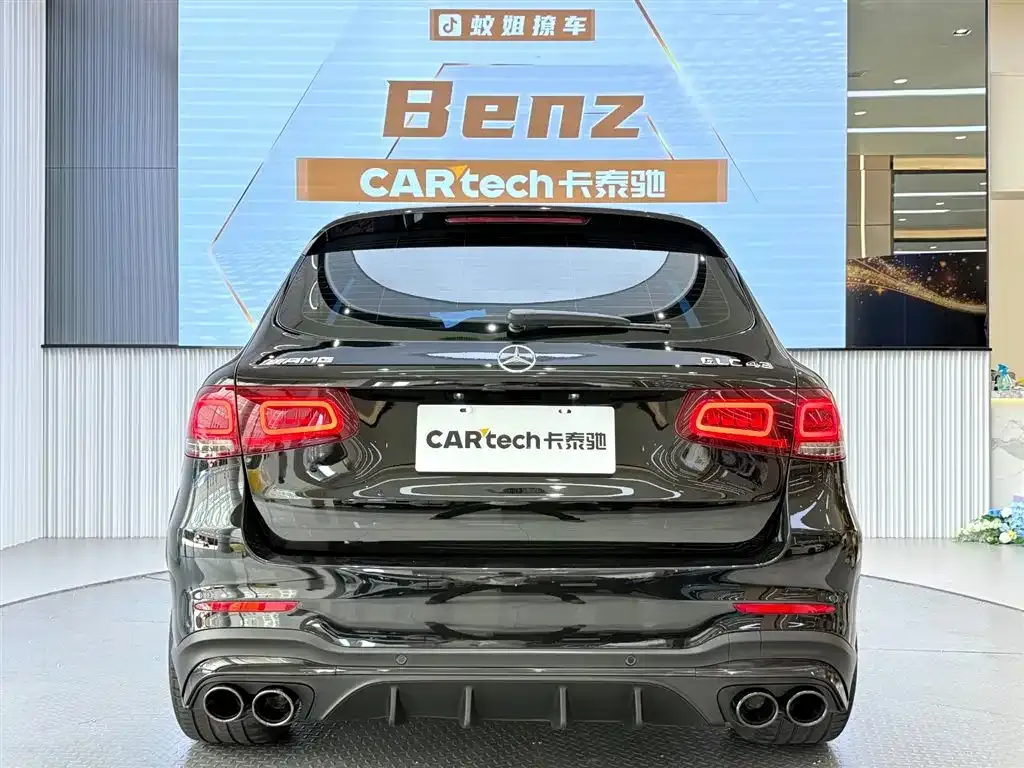 Mercedes-Benz GLC AMG — фото 2