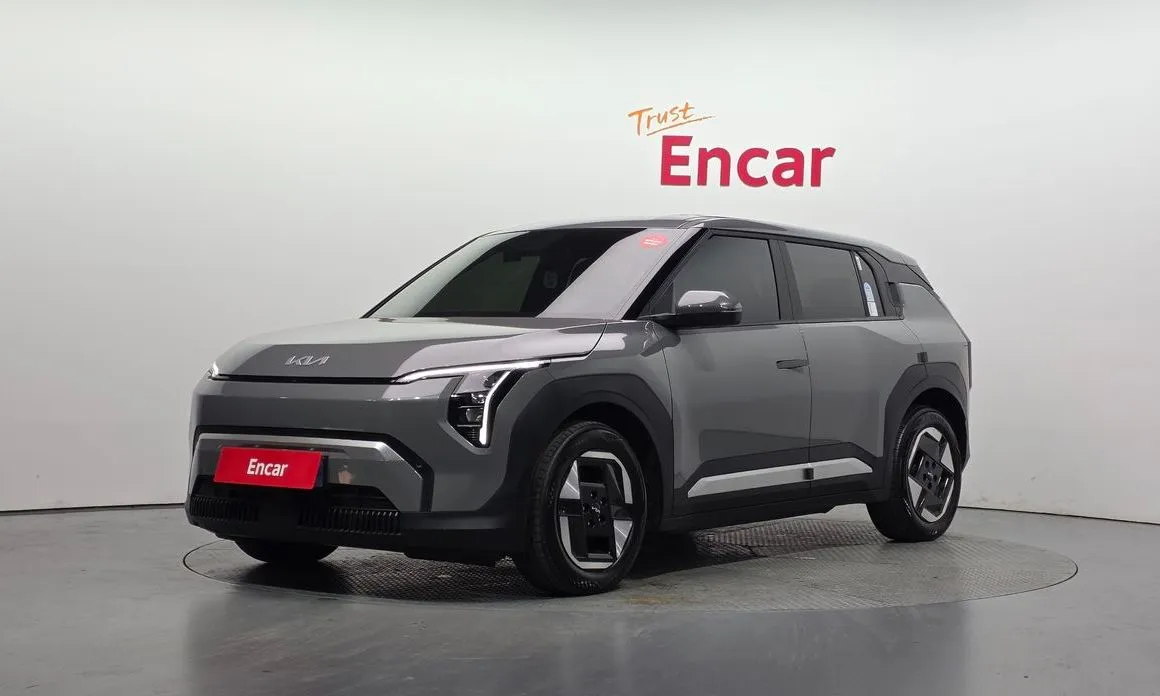 Kia EV3 — фото 1