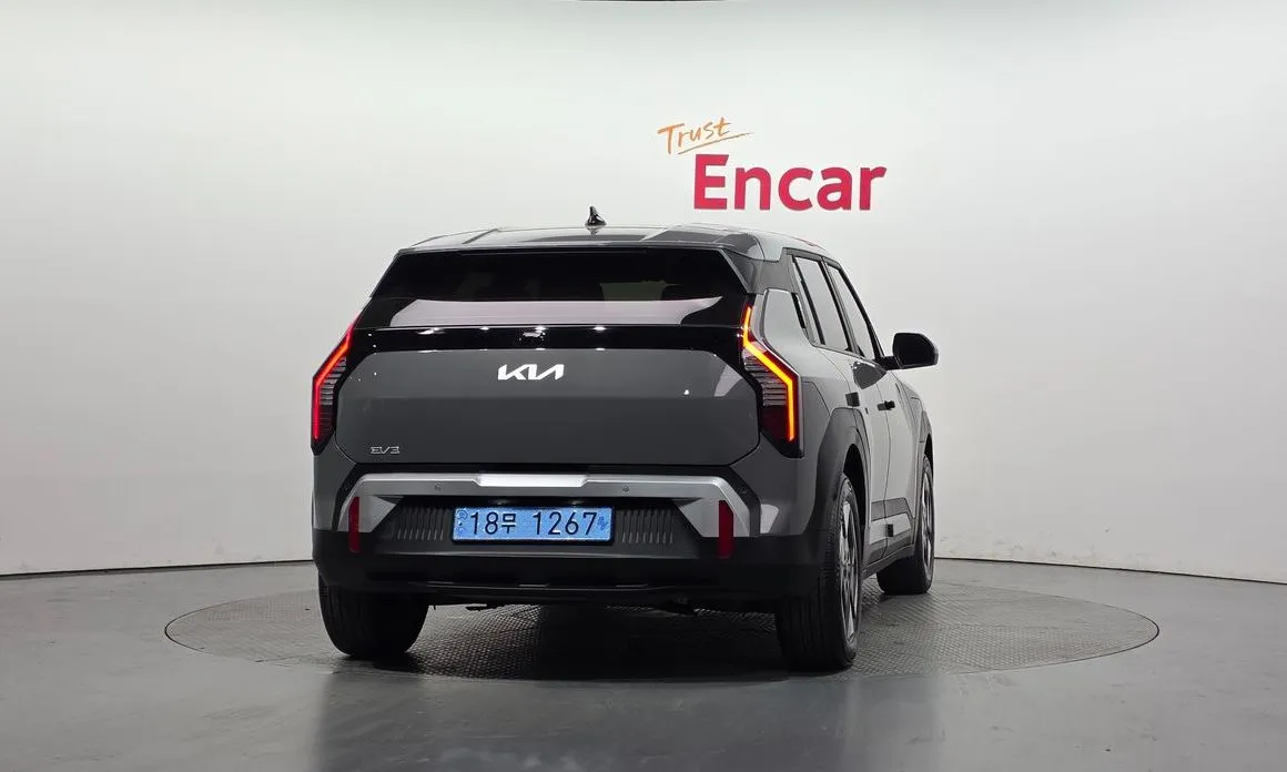 Kia EV3 — фото 8