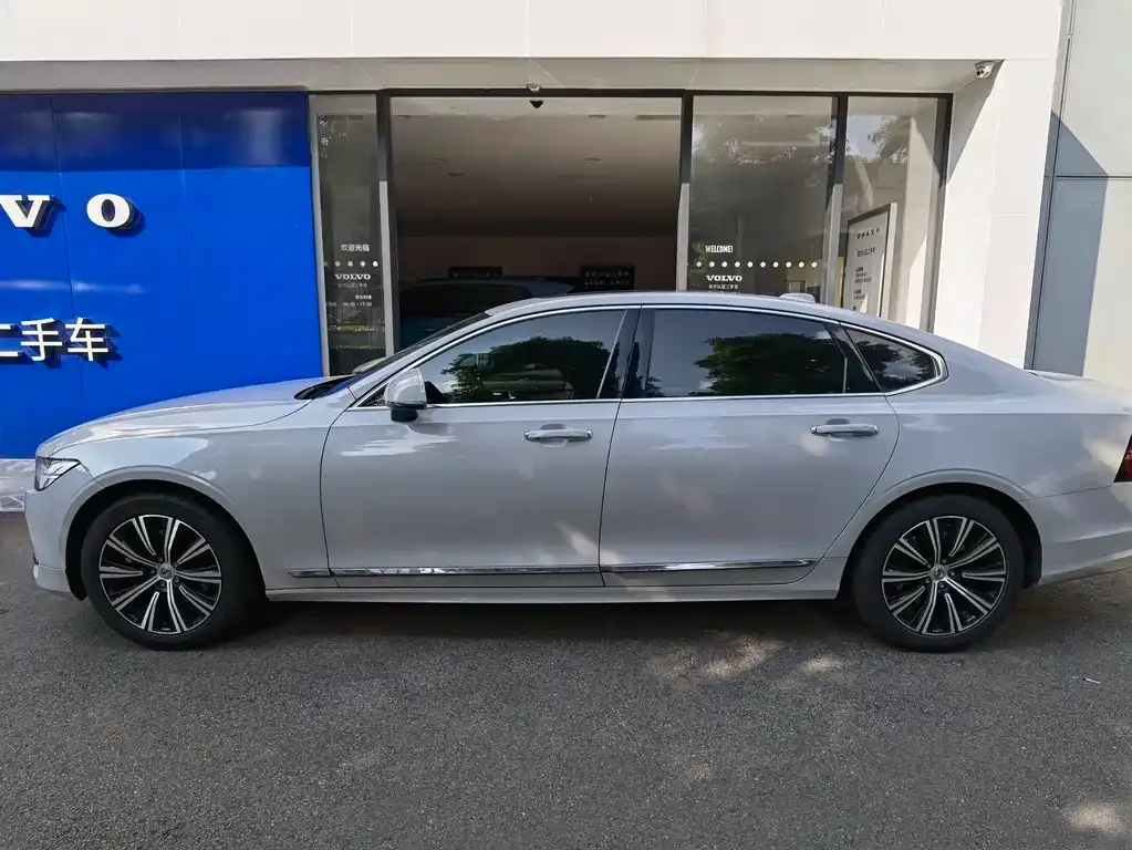 Volvo S90 — фото 6