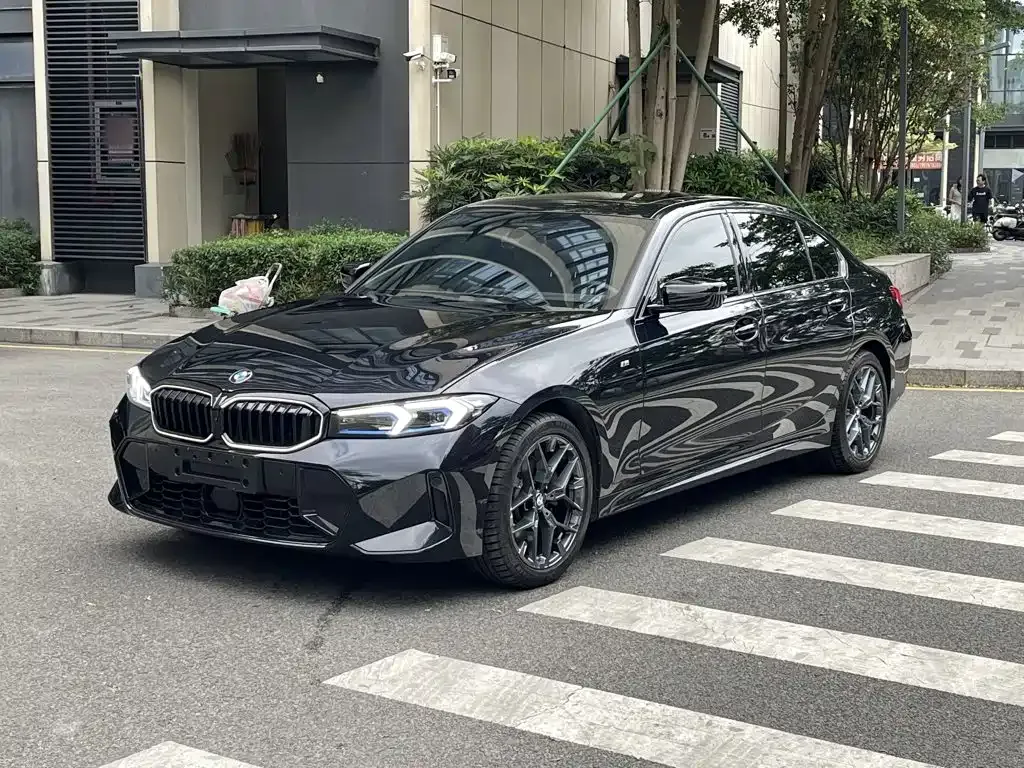 BMW 3 Series — фото 1