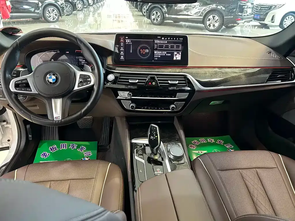 BMW 5 Series — фото 10