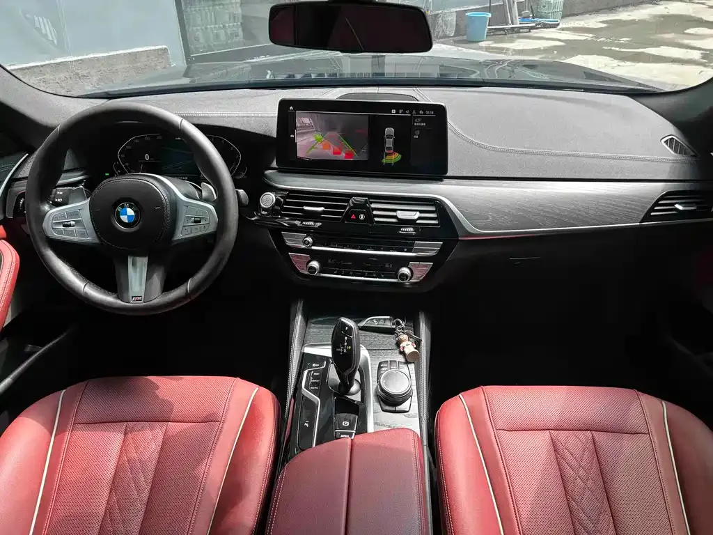 BMW 5 Series — фото 2