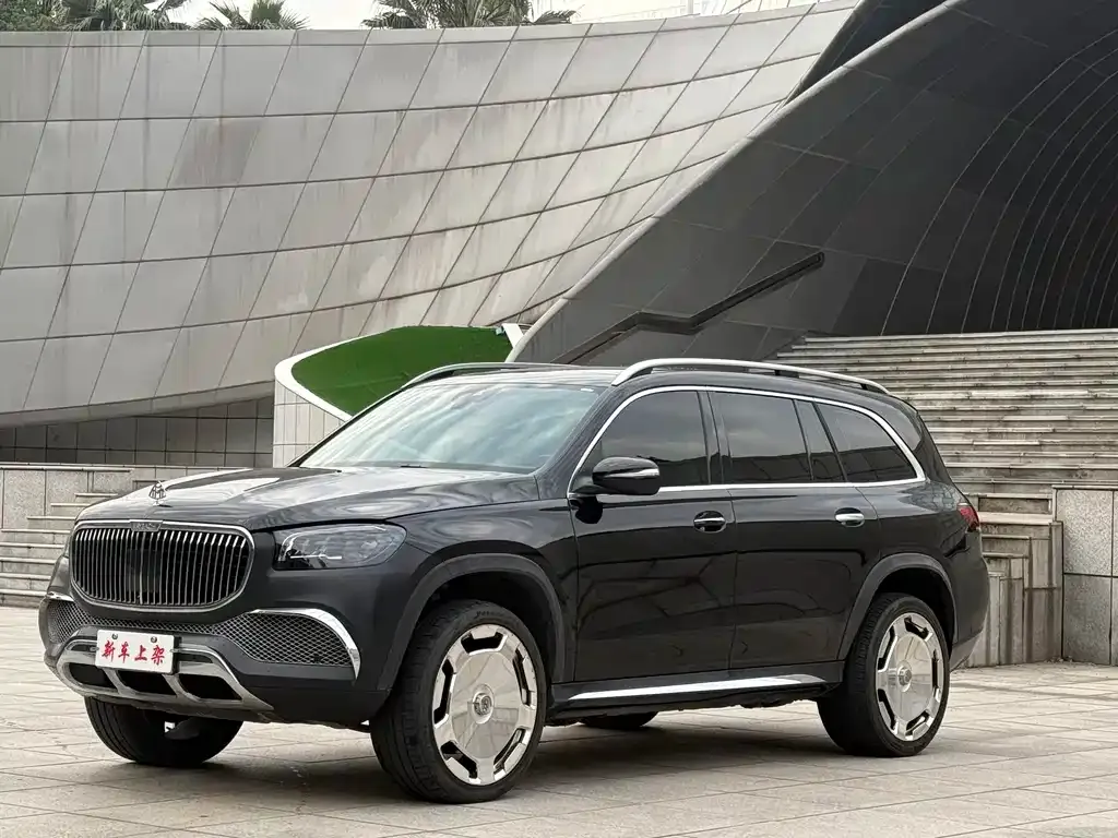 Mercedes-Benz GLS — фото 1
