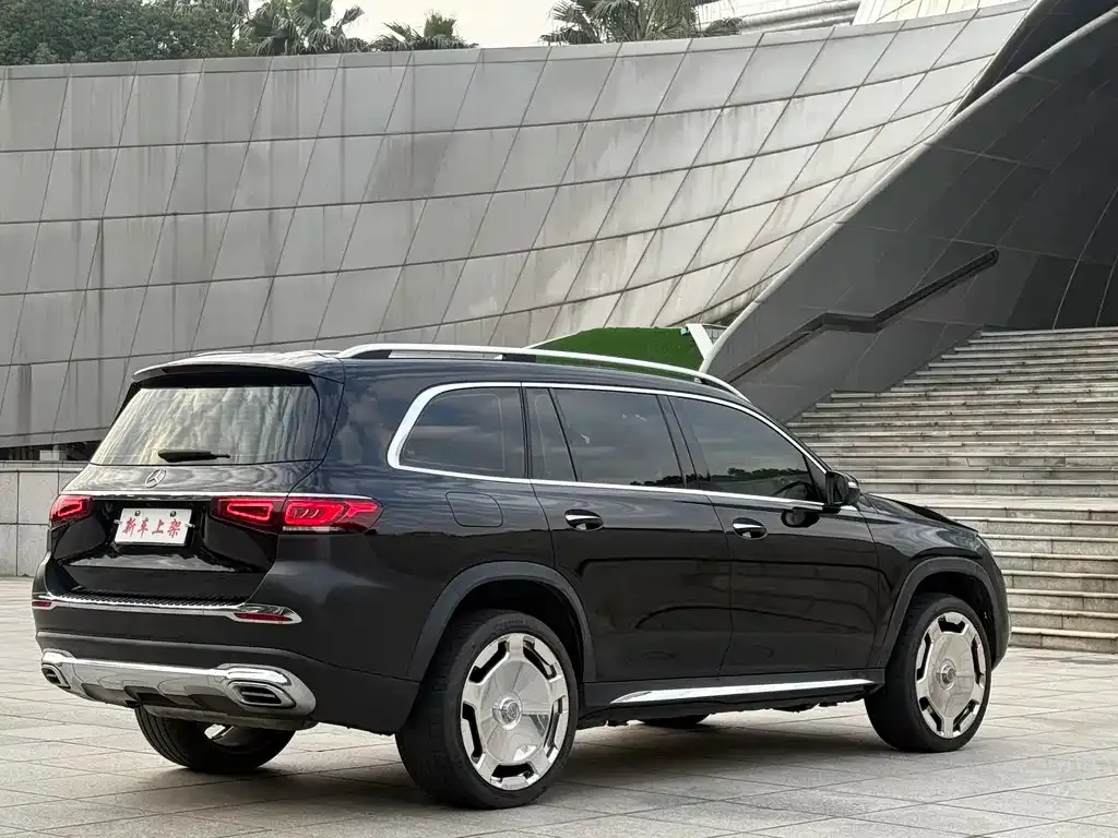 Mercedes-Benz GLS — фото 5