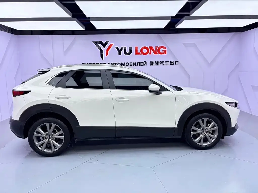 Mazda CX-30 — фото 2