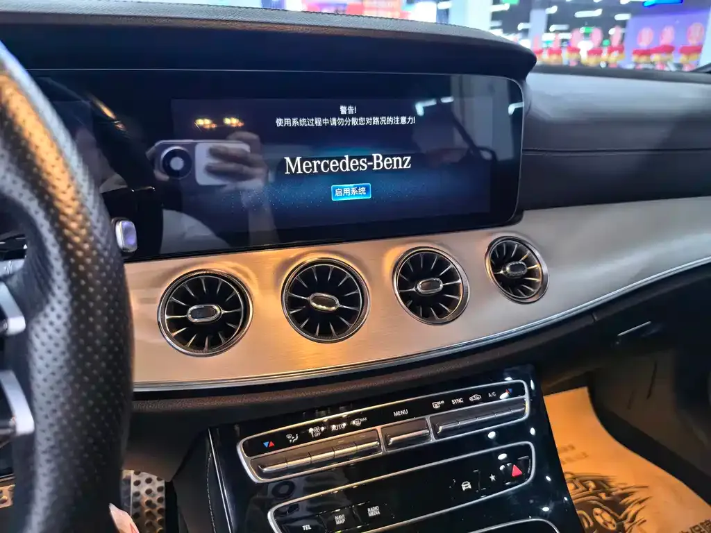 Mercedes-Benz E-Class (Import) — фото 10