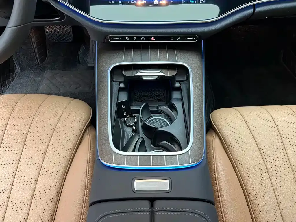 Mercedes-Benz E-Class New Energy — фото 4