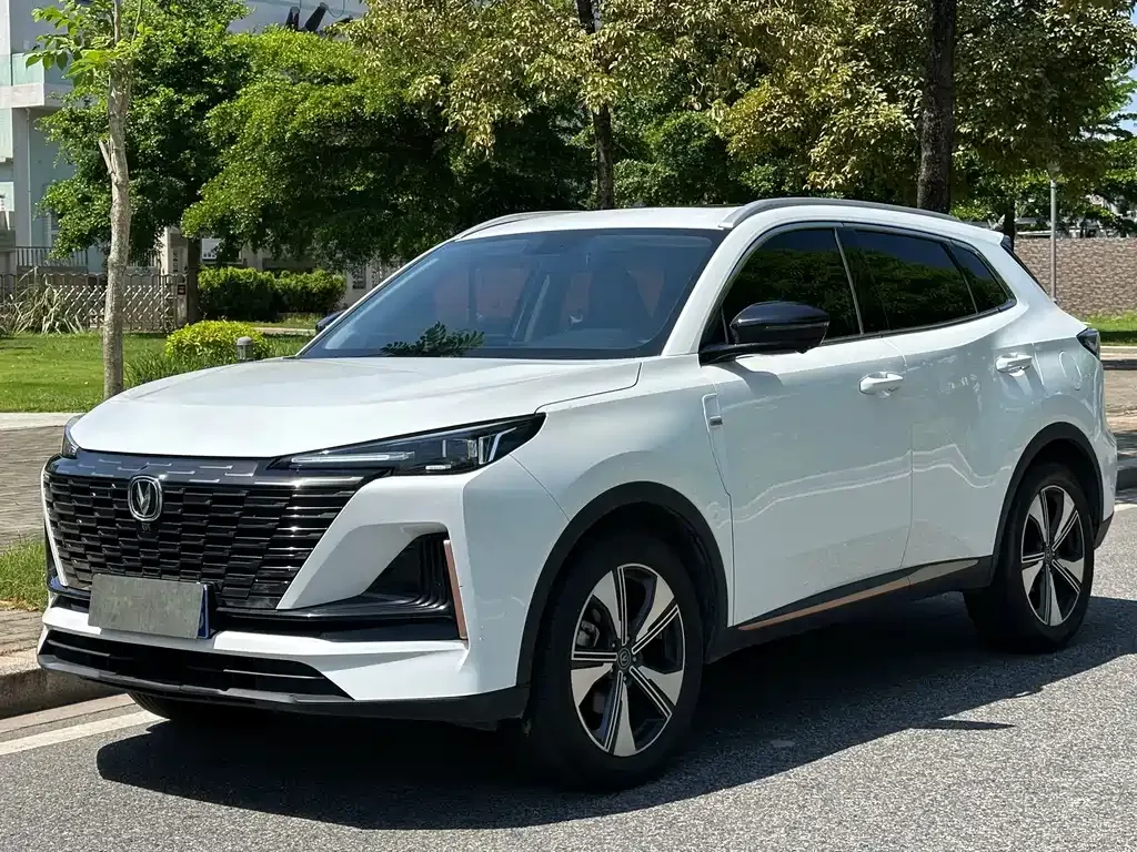 Changan CS55PLUS — фото 1