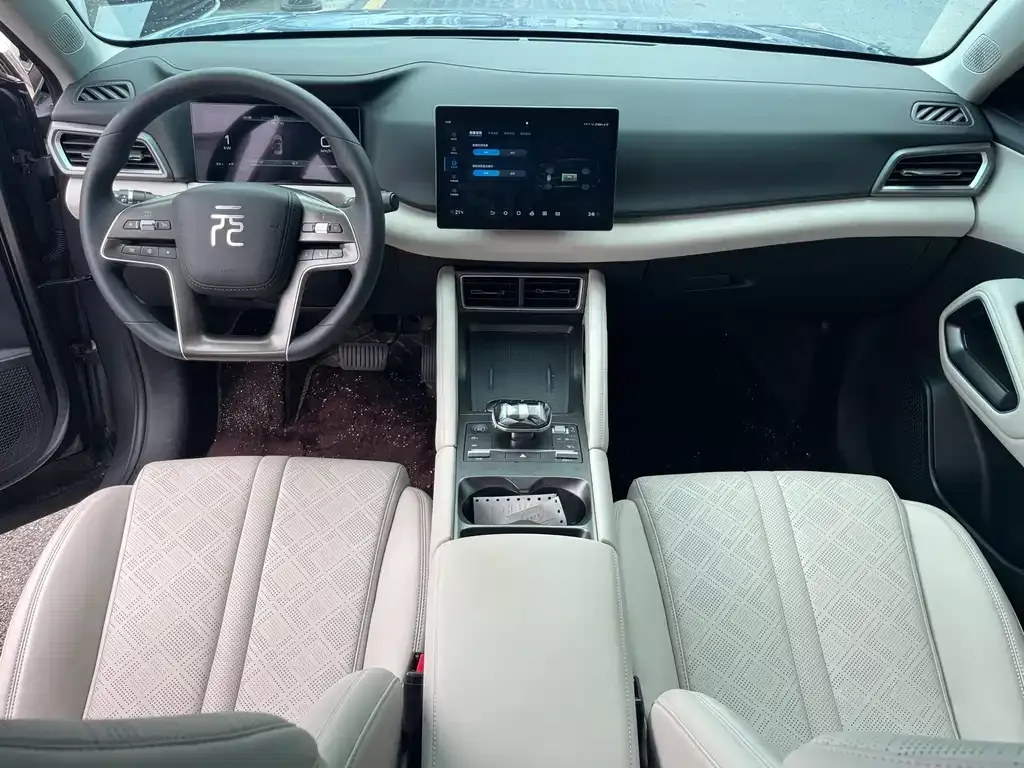 BYD Yuan UP — фото 8