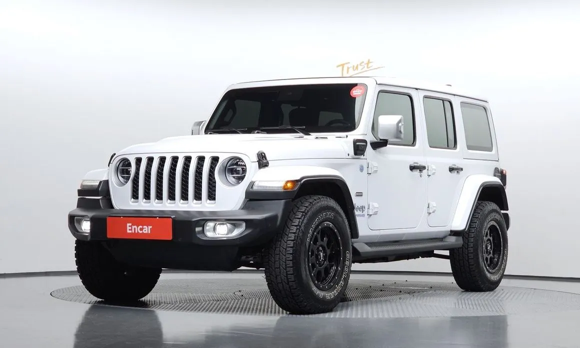 Jeep Wrangler — фото 1