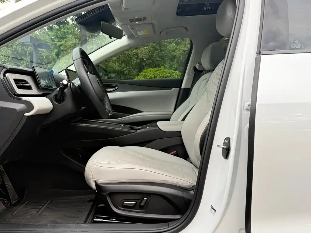 BYD Seal 06 DM-i Touring Edition — фото 7