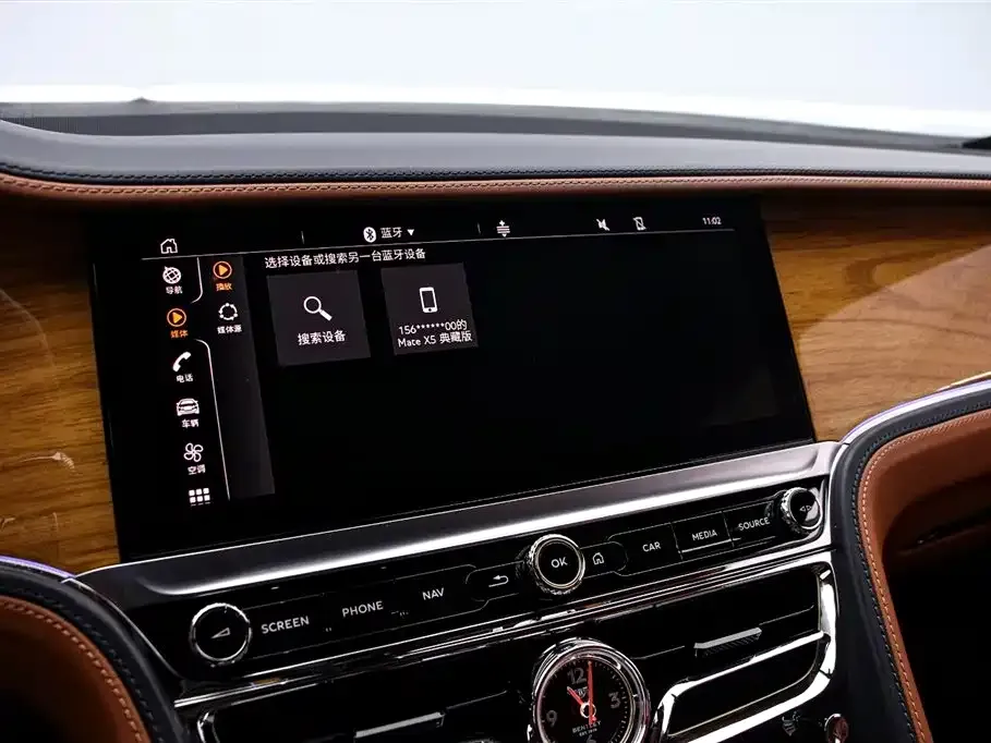 Bentley Flying Spur — фото 6