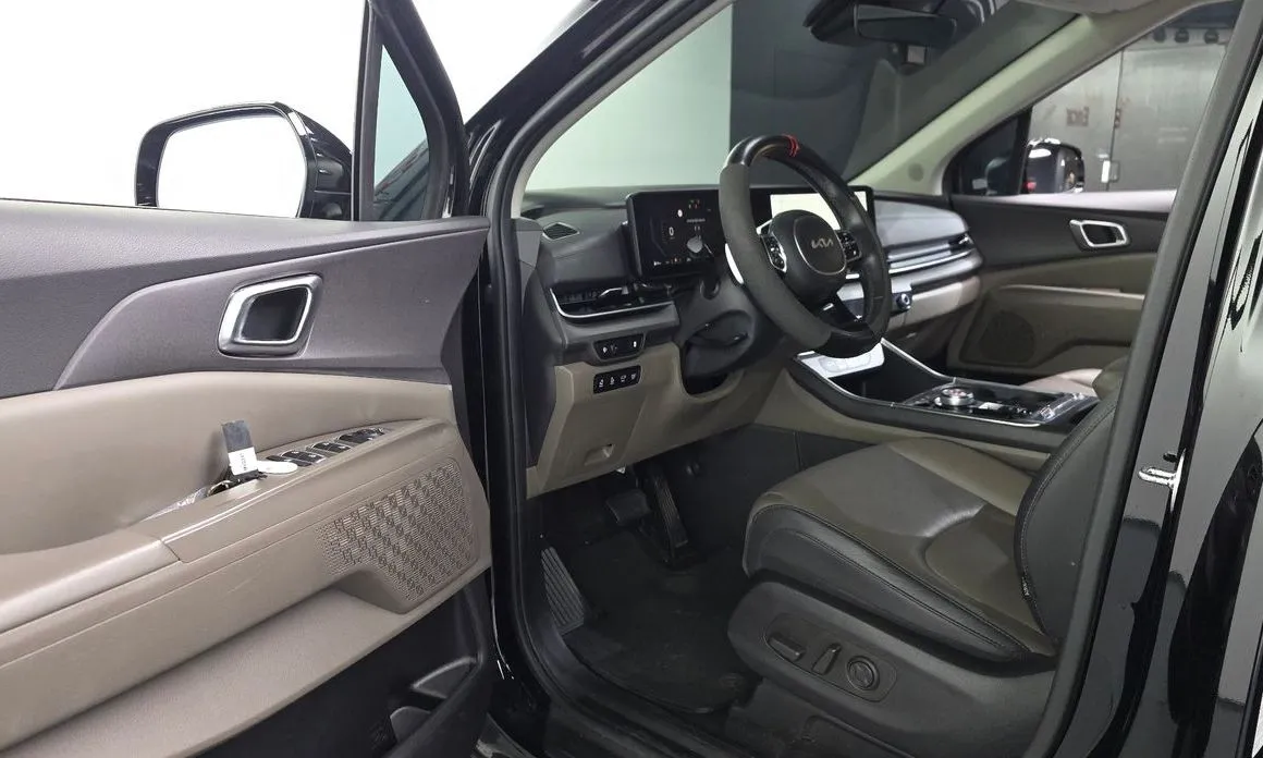 Kia Carnival — фото 2