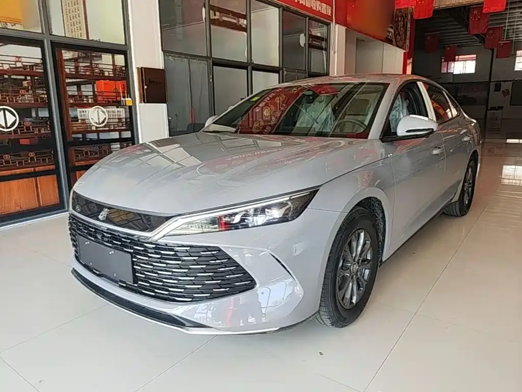 BYD Qin L — фото 8