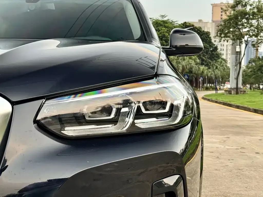 BMW X3 — фото 9