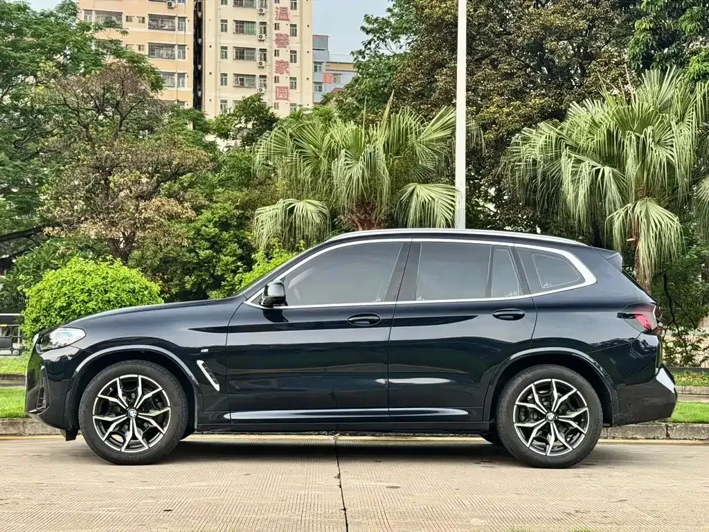 BMW X3 — фото 7