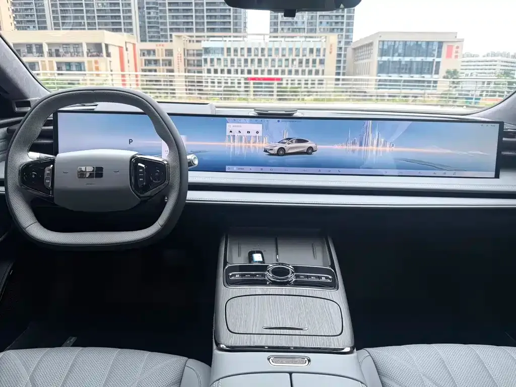 Geely Galaxy E8 — фото 8