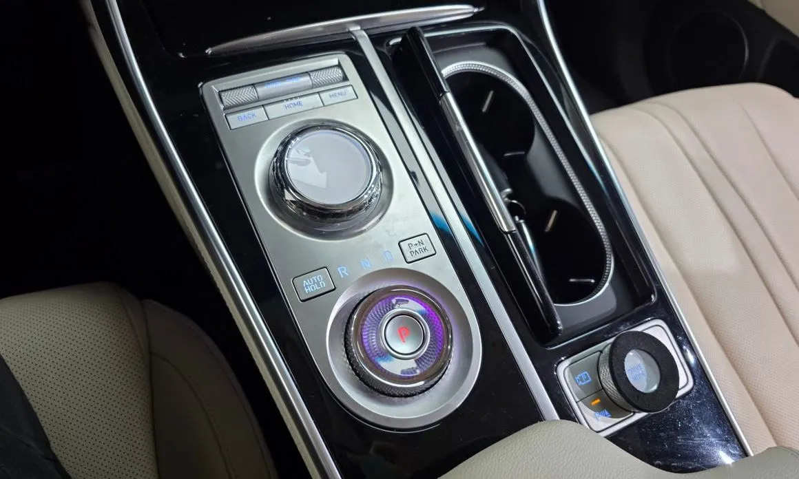 Genesis GV80 — фото 10