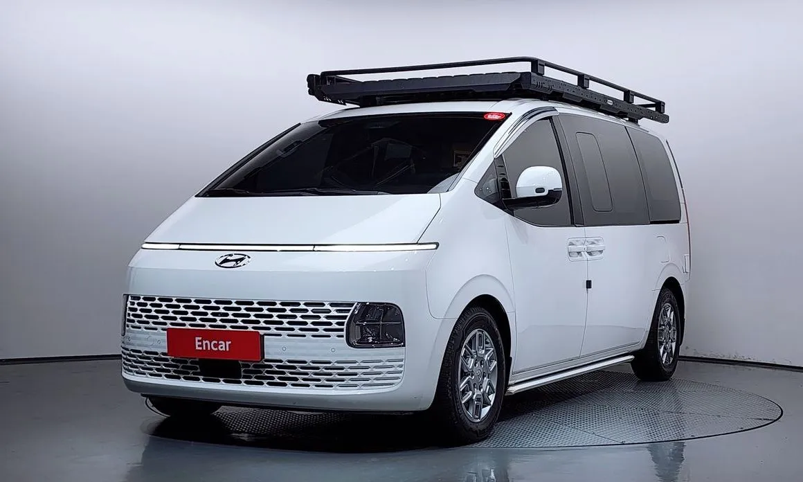 Hyundai Staria — фото 1