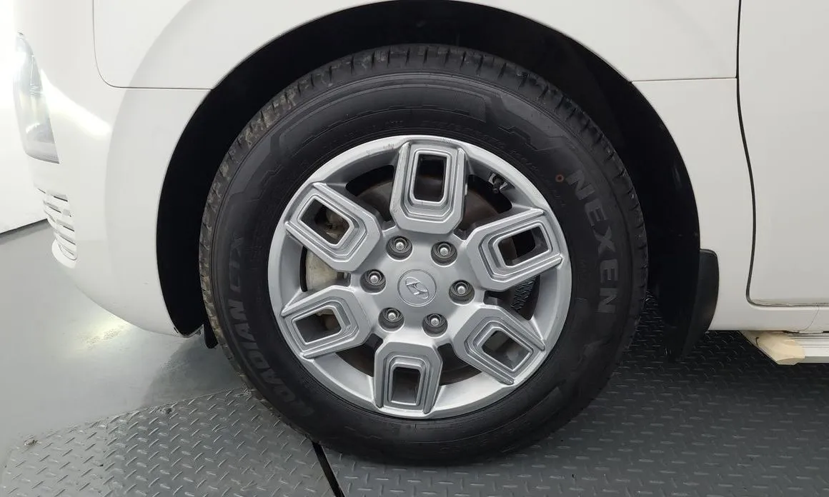 Hyundai Staria — фото 4