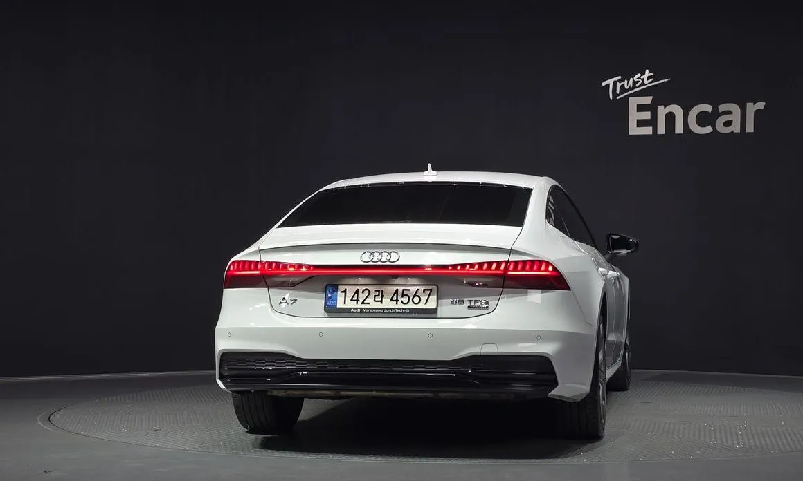Audi A7 — фото 8