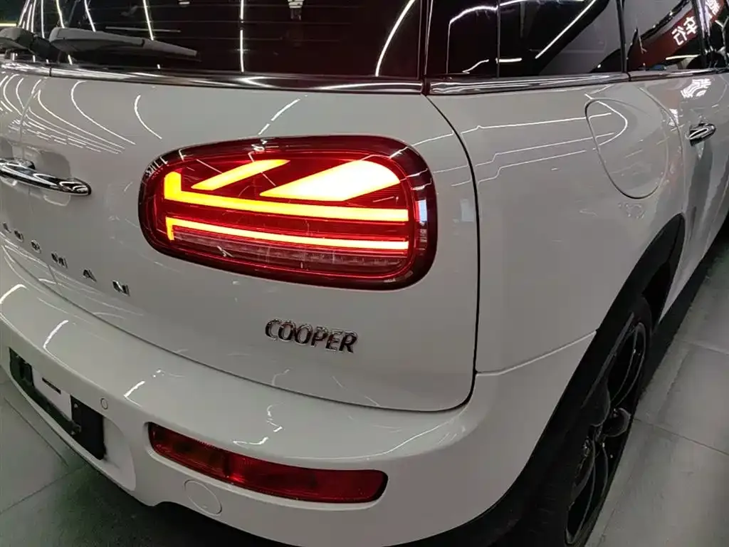 MINI Clubman — фото 6