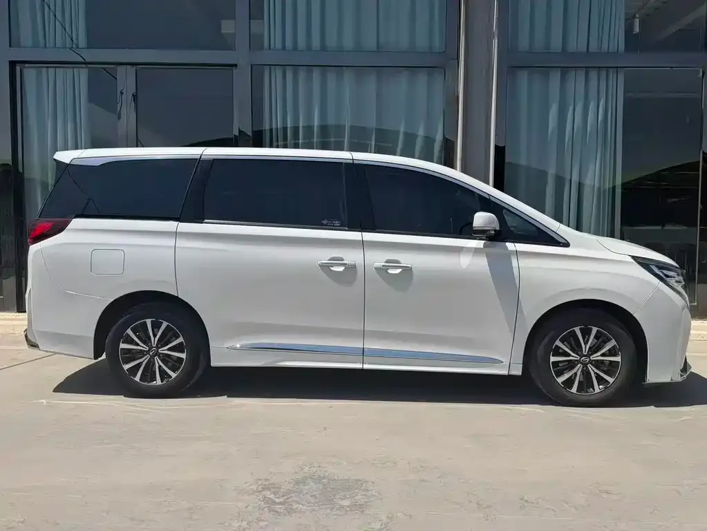 GAC Motor Trumpchi M8 — фото 5