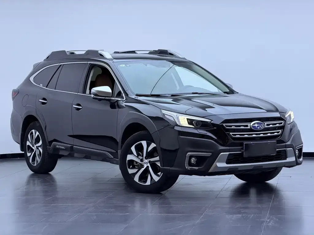 Subaru Outback — фото 8