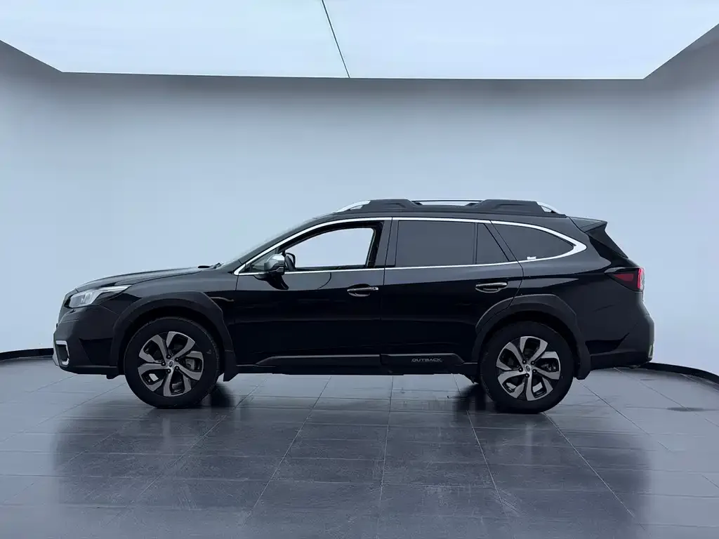 Subaru Outback — фото 2