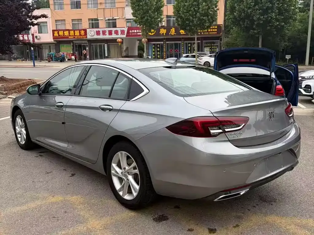 Buick Regal — фото 8
